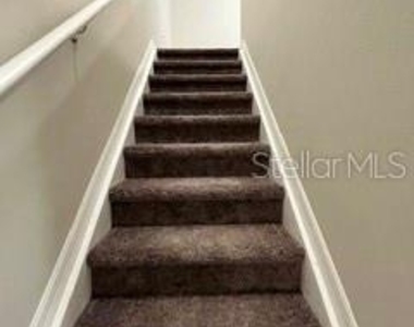 4117 Collegiate Boulevard - Photo Thumbnail 4