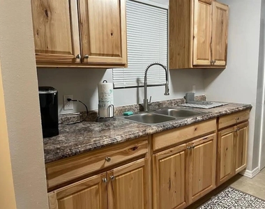 23084 Nw 184 Road - Photo Thumbnail 4