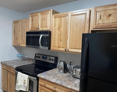 23084 Nw 184 Road - Photo Thumbnail 5