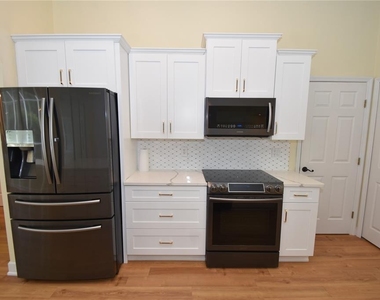 1216 Hampstead Lane - Photo Thumbnail 8