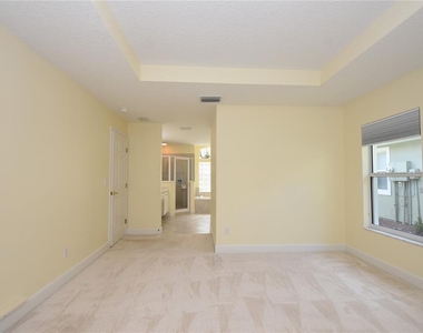 1216 Hampstead Lane - Photo Thumbnail 14