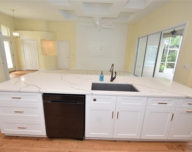 1216 Hampstead Lane - Photo Thumbnail 9