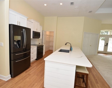 1216 Hampstead Lane - Photo Thumbnail 11
