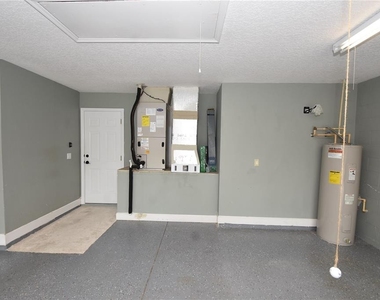 1216 Hampstead Lane - Photo Thumbnail 38