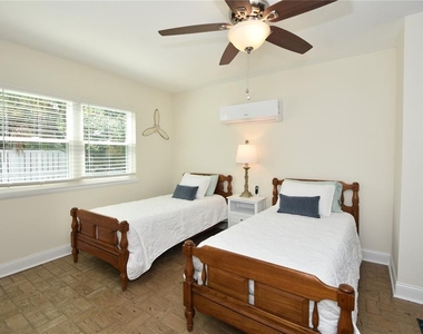 34 Andover Drive - Photo Thumbnail 7