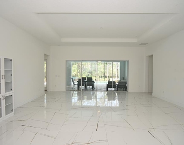 108 Plain View Drive - Photo Thumbnail 6