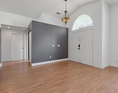 113 Whippoorwill Drive - Photo Thumbnail 7