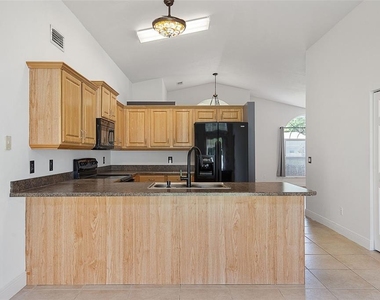 113 Whippoorwill Drive - Photo Thumbnail 15