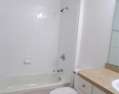 385 Sunflower Street - Photo Thumbnail 10