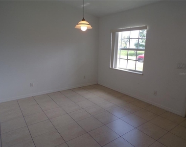 385 Sunflower Street - Photo Thumbnail 1