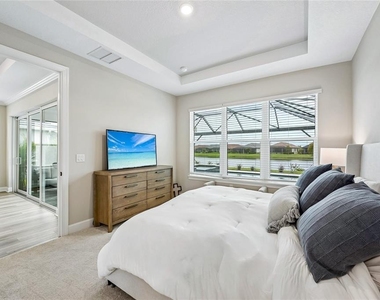 3362 Alba Circle - Photo Thumbnail 8