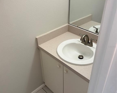515 30th Avenue W - Photo Thumbnail 6