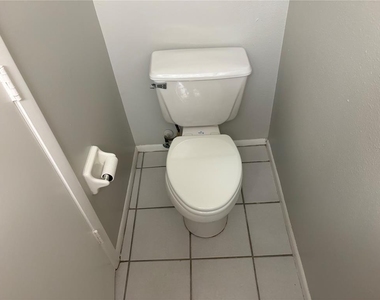 515 30th Avenue W - Photo Thumbnail 7