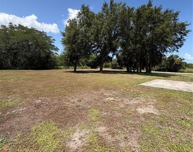 27019 Shanahan Lane - Photo Thumbnail 43