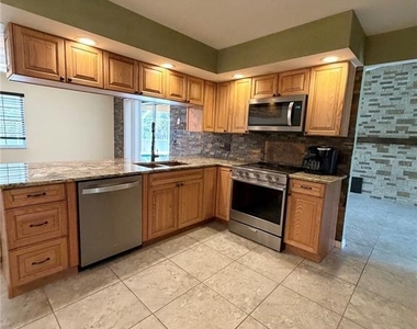 27019 Shanahan Lane - Photo Thumbnail 11