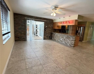 27019 Shanahan Lane - Photo Thumbnail 16