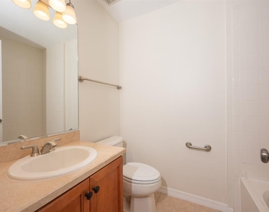 8860 White Sage Loop - Photo Thumbnail 15