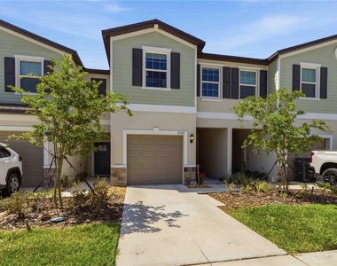 2549 Sunray Venus Way - Photo Thumbnail 2