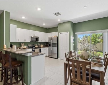 2549 Sunray Venus Way - Photo Thumbnail 8