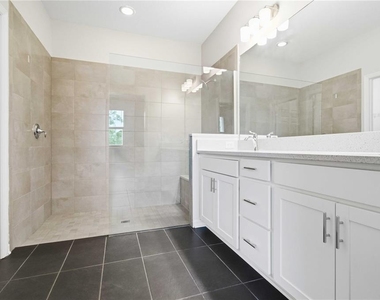 5918 Fiore Drive - Photo Thumbnail 19