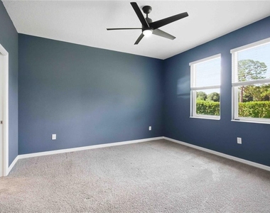 5918 Fiore Drive - Photo Thumbnail 16