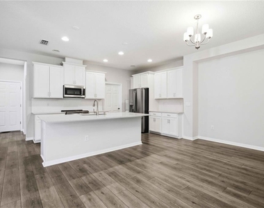 5918 Fiore Drive - Photo Thumbnail 5