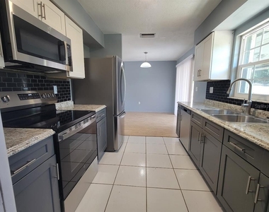 22329 Niagara Avenue - Photo Thumbnail 1