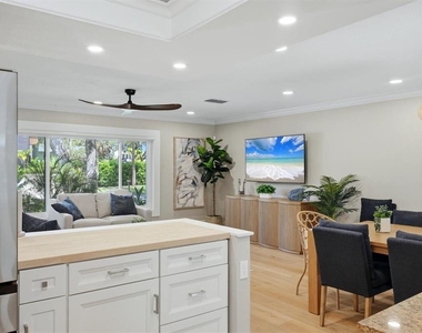 5159 Oakmont Place - Photo Thumbnail 12
