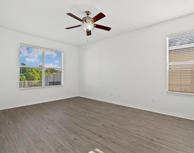 12808 Hampton Hill Drive - Photo Thumbnail 20