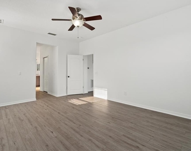 12808 Hampton Hill Drive - Photo Thumbnail 21