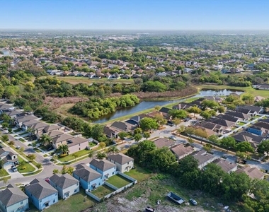 12808 Hampton Hill Drive - Photo Thumbnail 32