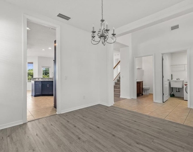 12808 Hampton Hill Drive - Photo Thumbnail 13