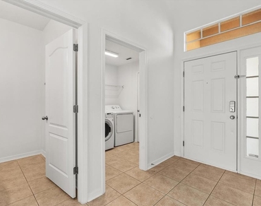 12808 Hampton Hill Drive - Photo Thumbnail 11