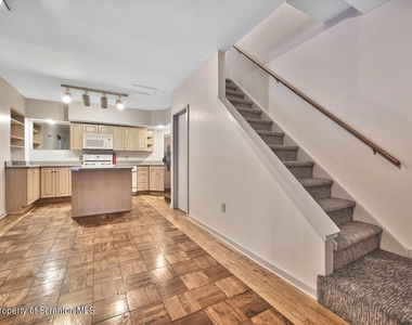 1409 Penn Avenue - Photo Thumbnail 7