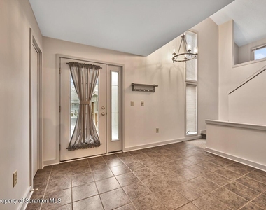 1409 Penn Avenue - Photo Thumbnail 1