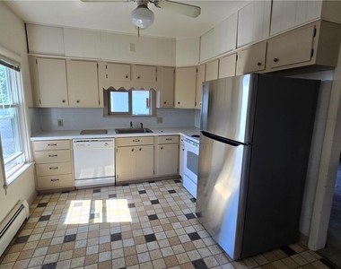 628 Linden Street - Photo Thumbnail 5