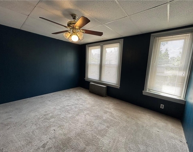 131 E Union Boulevard - Photo Thumbnail 8