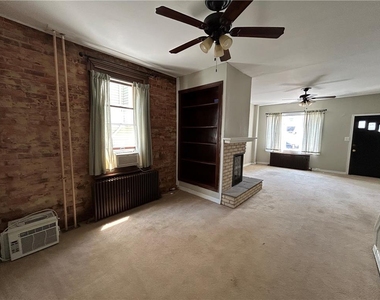 131 E Union Boulevard - Photo Thumbnail 3