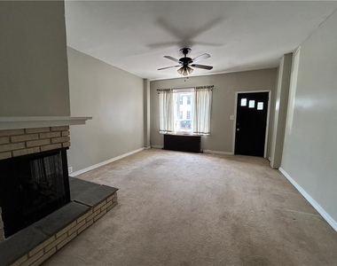 131 E Union Boulevard - Photo Thumbnail 2