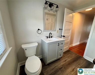 1342 N New Street - Photo Thumbnail 16