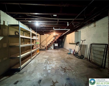 1342 N New Street - Photo Thumbnail 18