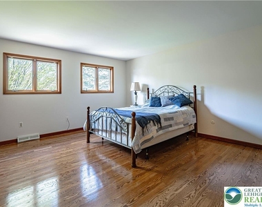 3705 Vale View Drive - Photo Thumbnail 19