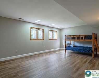 3705 Vale View Drive - Photo Thumbnail 34