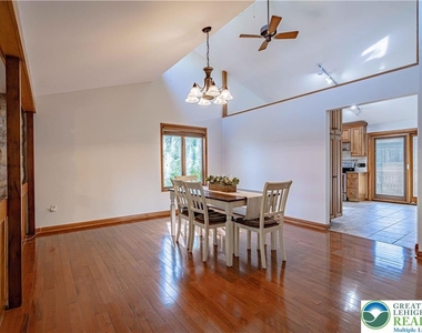 3705 Vale View Drive - Photo Thumbnail 12