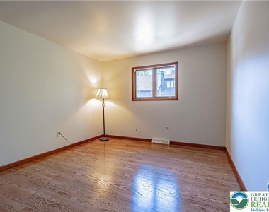 3705 Vale View Drive - Photo Thumbnail 25