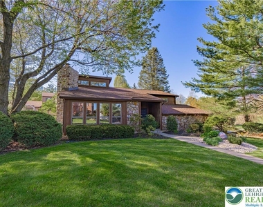 3705 Vale View Drive - Photo Thumbnail 6