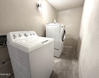 9321 Sorbonne Drive - Photo Thumbnail 42