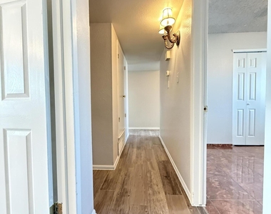 9321 Sorbonne Drive - Photo Thumbnail 25