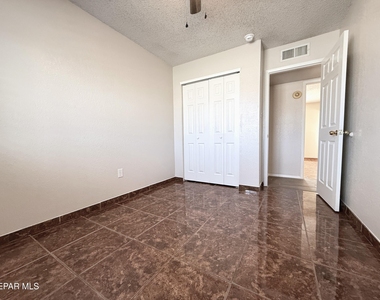 9321 Sorbonne Drive - Photo Thumbnail 24