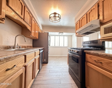 9321 Sorbonne Drive - Photo Thumbnail 13